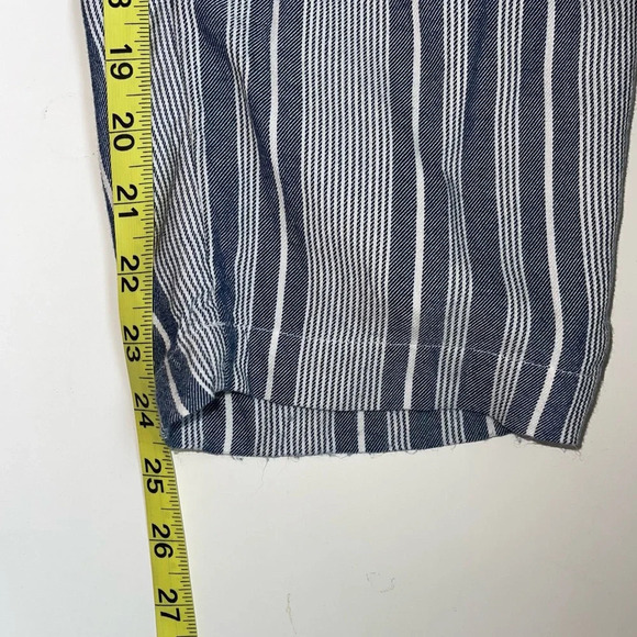 American Eagle Blue & White Striped High Rise Casual Crop Pants Medium Women’s - Picture 9 of 12